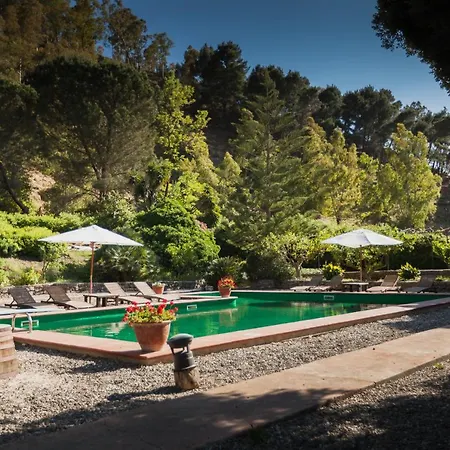 Masseria Pernice Bed & Breakfast