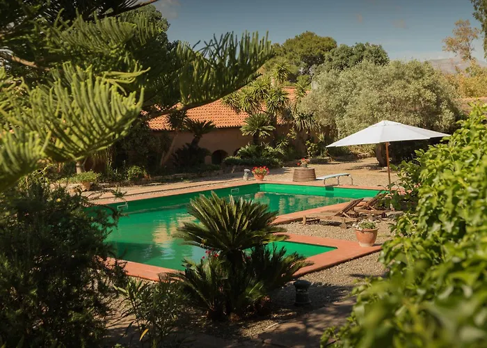 Masseria Pernice Bed and Breakfast
